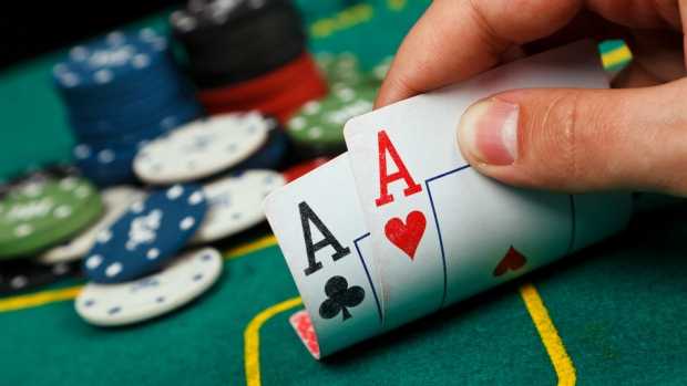 Poker hands là gì